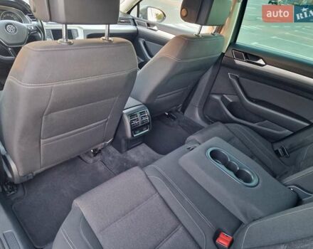 Сірий Фольксваген Пассат, об'ємом двигуна 1.97 л та пробігом 300 тис. км за 14200 $, фото 30 на Automoto.ua