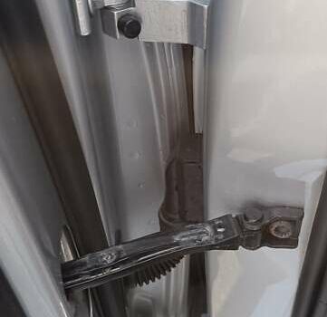 Серый Фольксваген Пассат, объемом двигателя 1.6 л и пробегом 235 тыс. км за 12800 $, фото 77 на Automoto.ua