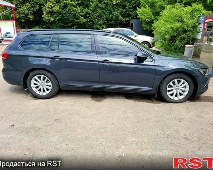 Серый Фольксваген Пассат, объемом двигателя 1.6 л и пробегом 288 тыс. км за 13200 $, фото 9 на Automoto.ua