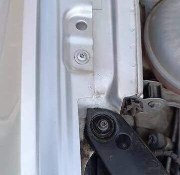 Серый Фольксваген Пассат, объемом двигателя 1.6 л и пробегом 235 тыс. км за 12800 $, фото 47 на Automoto.ua