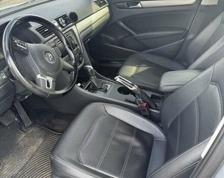 Серый Фольксваген Пассат, объемом двигателя 1.8 л и пробегом 172 тыс. км за 9800 $, фото 5 на Automoto.ua