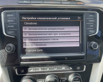 Серый Фольксваген Пассат, объемом двигателя 2 л и пробегом 245 тыс. км за 17995 $, фото 102 на Automoto.ua