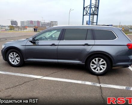 Серый Фольксваген Пассат, объемом двигателя 1.6 л и пробегом 212 тыс. км за 13500 $, фото 10 на Automoto.ua