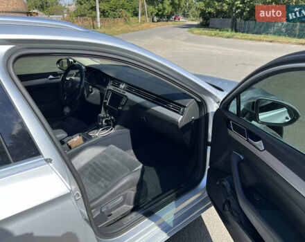 Серый Фольксваген Пассат, объемом двигателя 1.97 л и пробегом 315 тыс. км за 18000 $, фото 21 на Automoto.ua