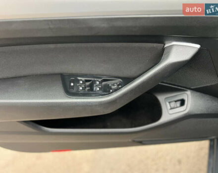 Серый Фольксваген Пассат, объемом двигателя 1.97 л и пробегом 218 тыс. км за 11800 $, фото 12 на Automoto.ua