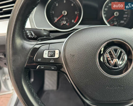 Серый Фольксваген Пассат, объемом двигателя 2 л и пробегом 248 тыс. км за 13750 $, фото 94 на Automoto.ua