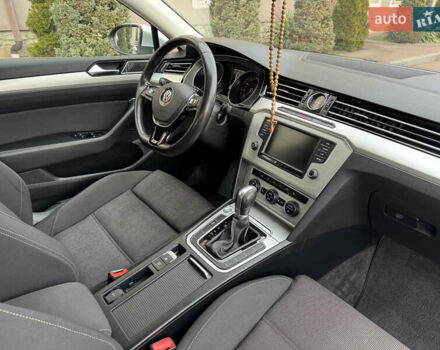 Серый Фольксваген Пассат, объемом двигателя 2 л и пробегом 248 тыс. км за 13750 $, фото 18 на Automoto.ua