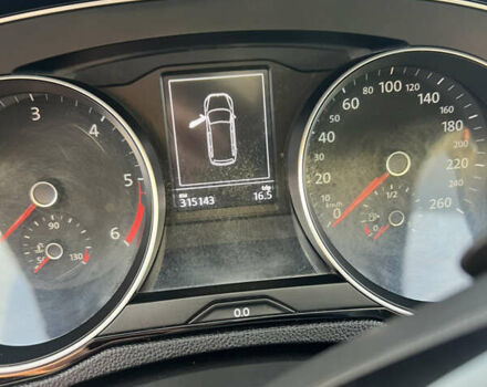 Фольксваген Пассат 2015 в Львове на Automoto.ua Серый Фольксваген Пассат, объемом двигателя 1.97 л и пробегом 315 тыс. км за 13500 $, фото 16 на Automoto.ua