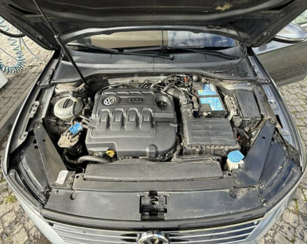 Серый Фольксваген Пассат, объемом двигателя 1.6 л и пробегом 293 тыс. км за 14300 $, фото 7 на Automoto.ua