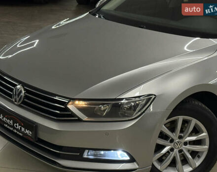 Серый Фольксваген Пассат, объемом двигателя 2 л и пробегом 257 тыс. км за 13599 $, фото 1 на Automoto.ua
