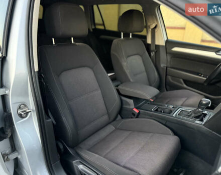 Серый Фольксваген Пассат, объемом двигателя 2 л и пробегом 256 тыс. км за 12800 $, фото 22 на Automoto.ua