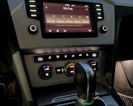 Сірий Фольксваген Пассат, об'ємом двигуна 2 л та пробігом 237 тис. км за 13900 $, фото 10 на Automoto.ua