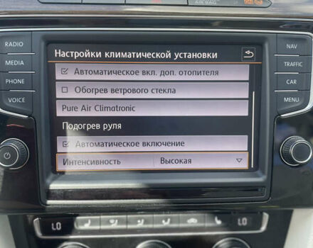 Серый Фольксваген Пассат, объемом двигателя 2 л и пробегом 245 тыс. км за 17995 $, фото 101 на Automoto.ua