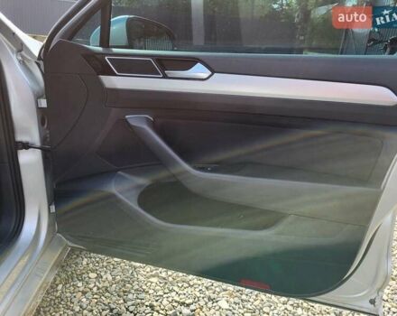 Серый Фольксваген Пассат, объемом двигателя 1.6 л и пробегом 220 тыс. км за 13200 $, фото 16 на Automoto.ua