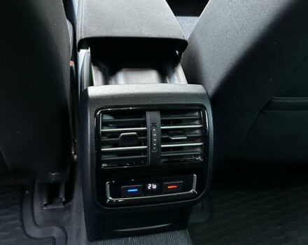 Серый Фольксваген Пассат, объемом двигателя 1.97 л и пробегом 310 тыс. км за 14700 $, фото 11 на Automoto.ua