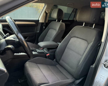 Серый Фольксваген Пассат, объемом двигателя 2 л и пробегом 256 тыс. км за 12800 $, фото 27 на Automoto.ua