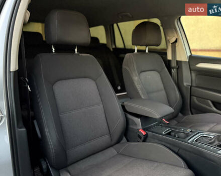 Серый Фольксваген Пассат, объемом двигателя 2 л и пробегом 256 тыс. км за 12800 $, фото 23 на Automoto.ua