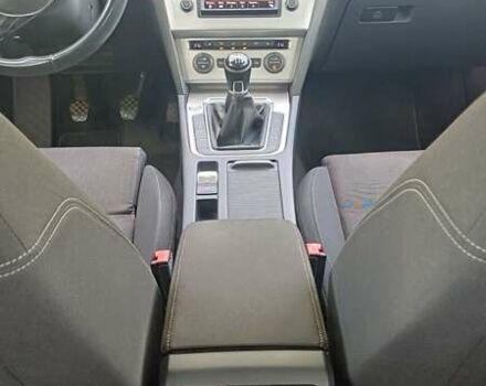 Серый Фольксваген Пассат, объемом двигателя 1.97 л и пробегом 270 тыс. км за 14000 $, фото 18 на Automoto.ua