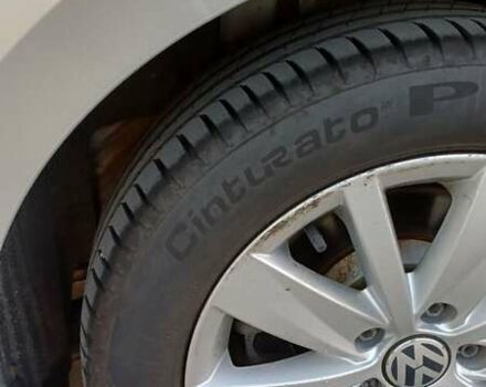 Серый Фольксваген Пассат, объемом двигателя 1.97 л и пробегом 270 тыс. км за 14000 $, фото 9 на Automoto.ua