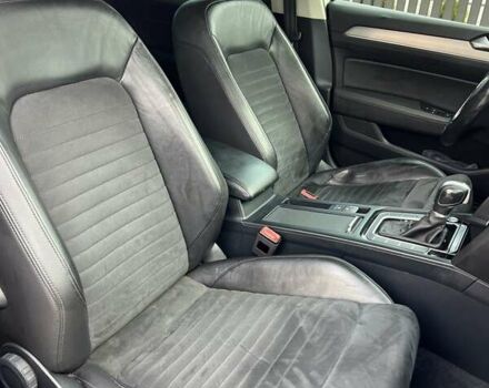 Серый Фольксваген Пассат, объемом двигателя 1.6 л и пробегом 278 тыс. км за 13300 $, фото 21 на Automoto.ua