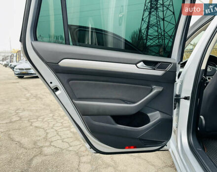 Сірий Фольксваген Пассат, об'ємом двигуна 1.97 л та пробігом 309 тис. км за 13900 $, фото 15 на Automoto.ua