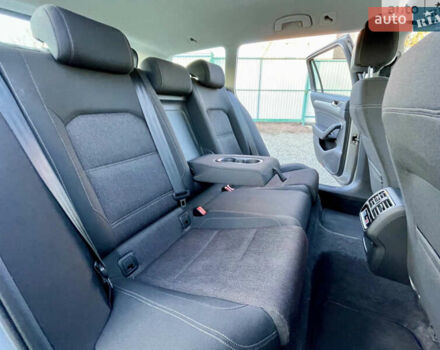 Серый Фольксваген Пассат, объемом двигателя 1.97 л и пробегом 278 тыс. км за 13900 $, фото 26 на Automoto.ua