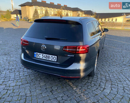 Сірий Фольксваген Пассат, об'ємом двигуна 1.6 л та пробігом 239 тис. км за 14300 $, фото 9 на Automoto.ua