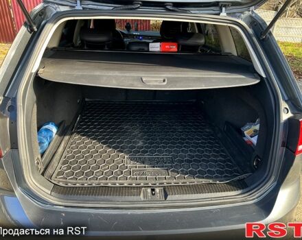 Серый Фольксваген Пассат, объемом двигателя 1.6 л и пробегом 336 тыс. км за 12900 $, фото 7 на Automoto.ua