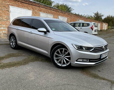 Серый Фольксваген Пассат, объемом двигателя 1.97 л и пробегом 326 тыс. км за 15999 $, фото 4 на Automoto.ua