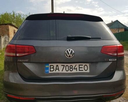 Сірий Фольксваген Пассат, об'ємом двигуна 1.6 л та пробігом 264 тис. км за 16000 $, фото 5 на Automoto.ua