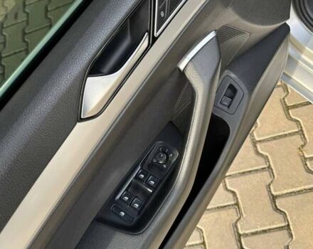 Сірий Фольксваген Пассат, об'ємом двигуна 1.6 л та пробігом 357 тис. км за 12999 $, фото 17 на Automoto.ua