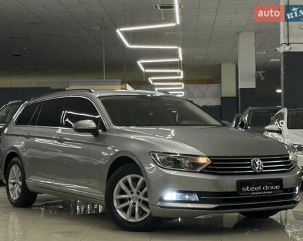 Серый Фольксваген Пассат, объемом двигателя 2 л и пробегом 257 тыс. км за 13599 $, фото 4 на Automoto.ua