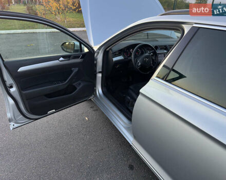 Серый Фольксваген Пассат, объемом двигателя 2 л и пробегом 425 тыс. км за 11500 $, фото 18 на Automoto.ua