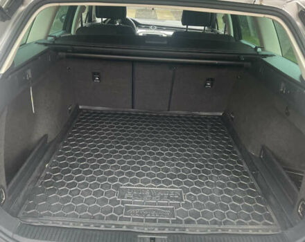 Сірий Фольксваген Пассат, об'ємом двигуна 1.97 л та пробігом 324 тис. км за 15000 $, фото 5 на Automoto.ua