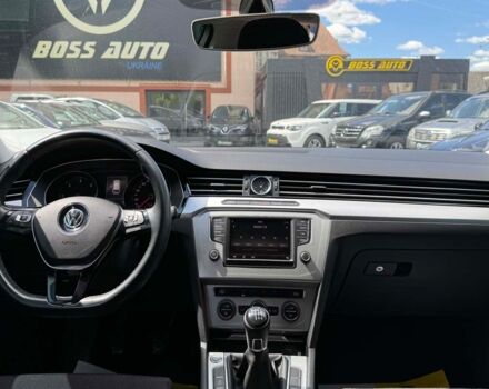 Серый Фольксваген Пассат, объемом двигателя 2 л и пробегом 290 тыс. км за 13999 $, фото 18 на Automoto.ua