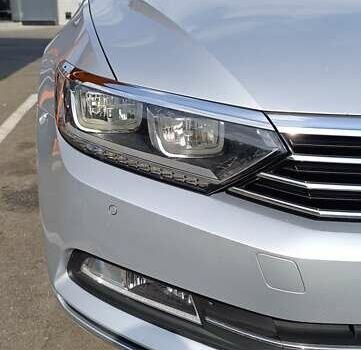 Серый Фольксваген Пассат, объемом двигателя 1.6 л и пробегом 235 тыс. км за 12800 $, фото 53 на Automoto.ua