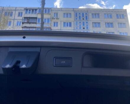 Фольксваген Пассат 2015 в Киеве на Automoto.ua Серый Фольксваген Пассат, объемом двигателя 1.97 л и пробегом 272 тыс. км за 16800 $, фото 10 на Automoto.ua