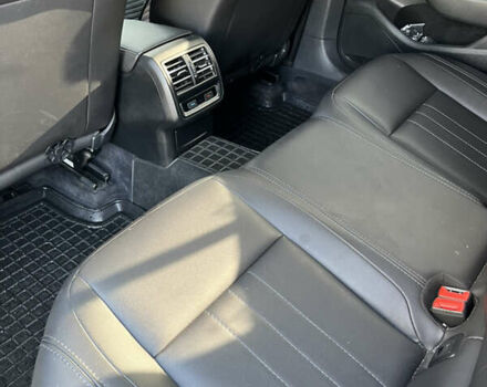 Серый Фольксваген Пассат, объемом двигателя 1.6 л и пробегом 335 тыс. км за 12900 $, фото 12 на Automoto.ua