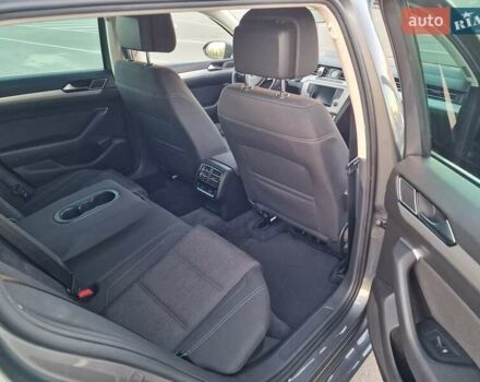 Сірий Фольксваген Пассат, об'ємом двигуна 1.97 л та пробігом 300 тис. км за 14200 $, фото 31 на Automoto.ua