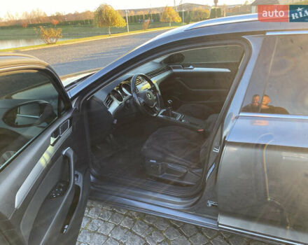 Сірий Фольксваген Пассат, об'ємом двигуна 1.6 л та пробігом 239 тис. км за 14300 $, фото 13 на Automoto.ua