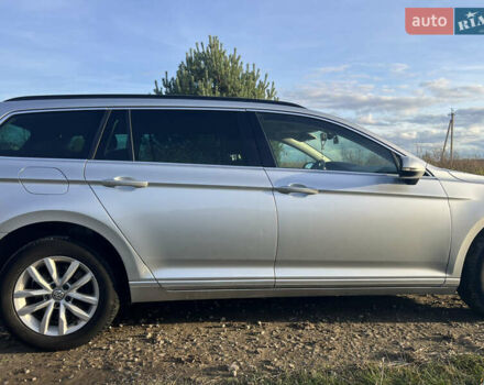 Фольксваген Пассат 2015 в Львове на Automoto.ua Серый Фольксваген Пассат, объемом двигателя 1.97 л и пробегом 315 тыс. км за 13500 $, фото 6 на Automoto.ua