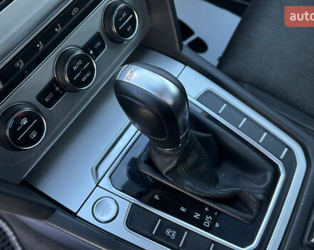 Серый Фольксваген Пассат, объемом двигателя 1.97 л и пробегом 288 тыс. км за 13700 $, фото 14 на Automoto.ua