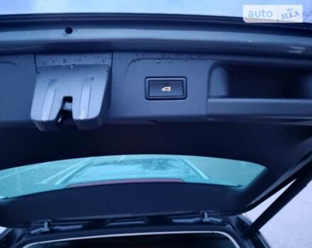 Серый Фольксваген Пассат, объемом двигателя 1.97 л и пробегом 229 тыс. км за 18900 $, фото 24 на Automoto.ua