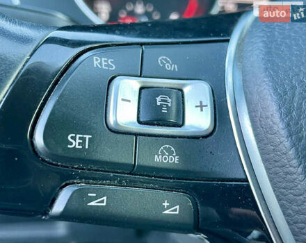 Серый Фольксваген Пассат, объемом двигателя 1.97 л и пробегом 278 тыс. км за 13900 $, фото 32 на Automoto.ua