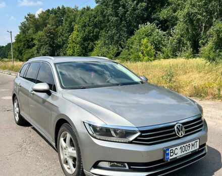 Серый Фольксваген Пассат, объемом двигателя 1.6 л и пробегом 305 тыс. км за 14000 $, фото 3 на Automoto.ua