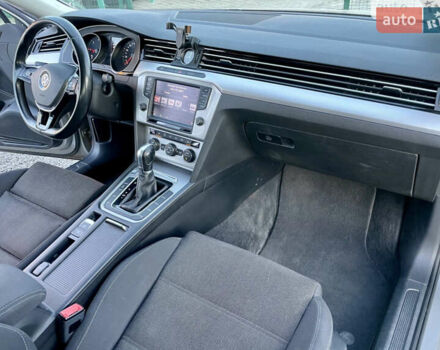 Серый Фольксваген Пассат, объемом двигателя 1.97 л и пробегом 278 тыс. км за 13900 $, фото 31 на Automoto.ua