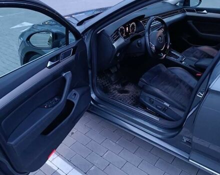 Серый Фольксваген Пассат, объемом двигателя 1.97 л и пробегом 229 тыс. км за 18900 $, фото 1 на Automoto.ua