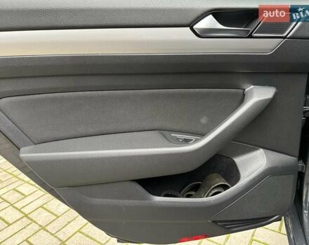 Сірий Фольксваген Пассат, об'ємом двигуна 2 л та пробігом 283 тис. км за 14990 $, фото 13 на Automoto.ua