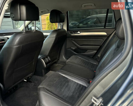 Серый Фольксваген Пассат, объемом двигателя 2 л и пробегом 370 тыс. км за 13999 $, фото 44 на Automoto.ua