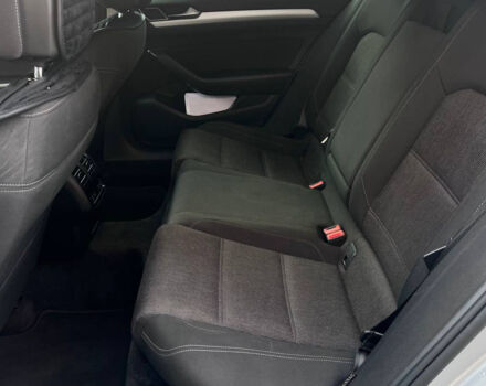 Серый Фольксваген Пассат, объемом двигателя 2 л и пробегом 267 тыс. км за 15300 $, фото 17 на Automoto.ua